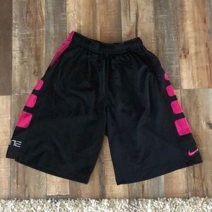 NIKE ELITE DRI FIT basketball shorts size M